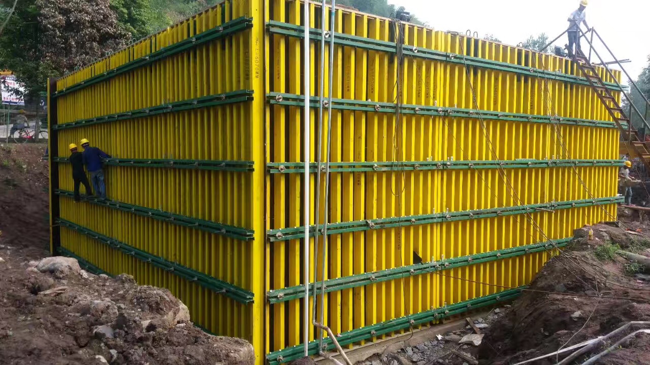 木工字梁墙体模板体系