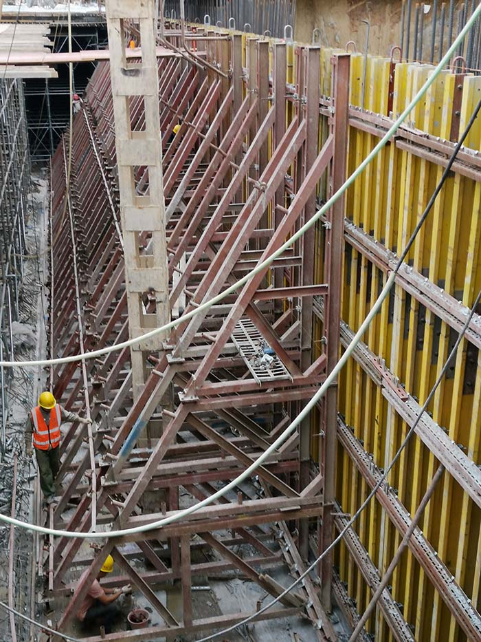 赣深铁路东莞南站